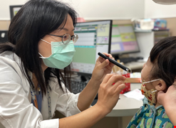 孩子感冒吃藥反而「精力過剩」？家長必讀兒童用藥小百科